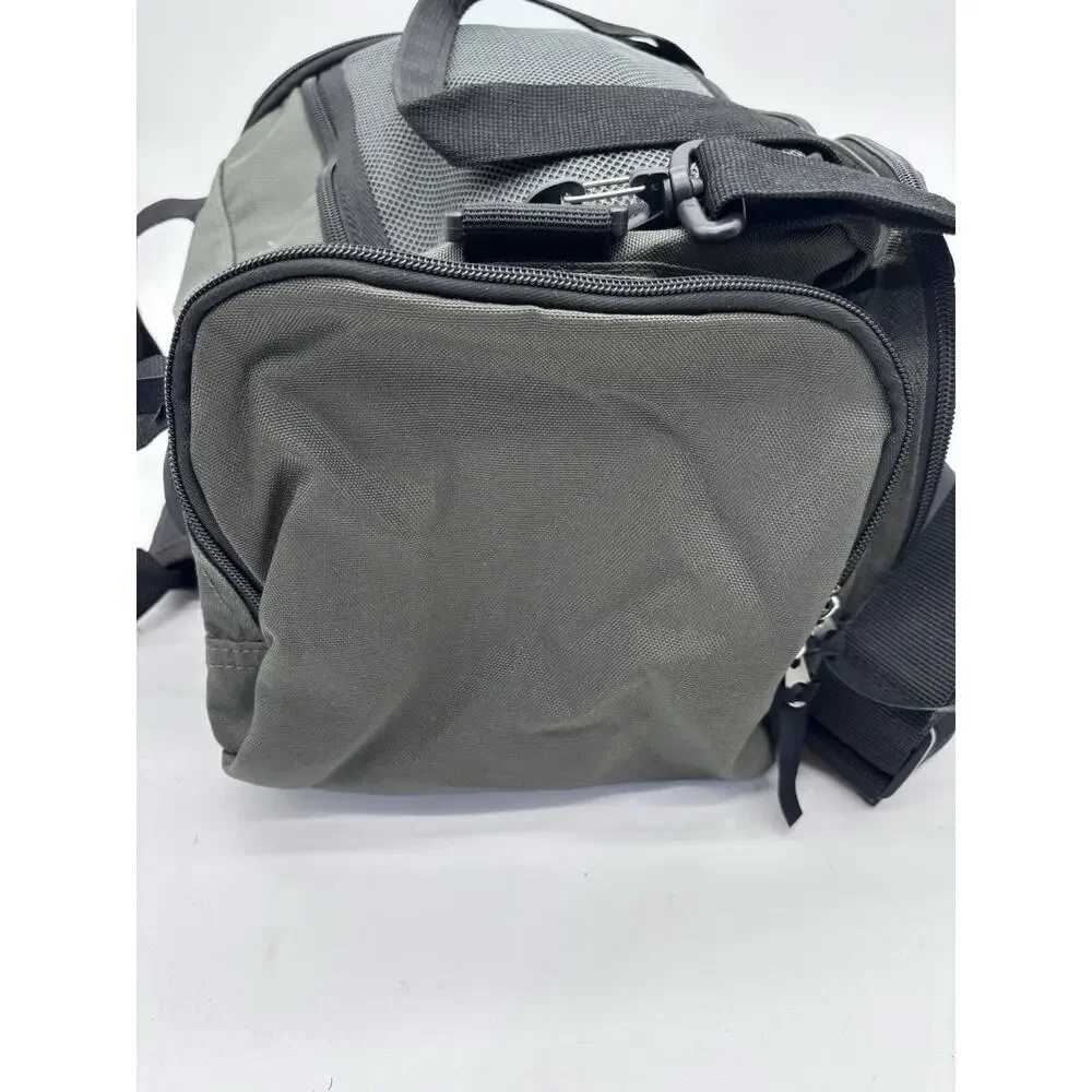 Bass Pro Shops Club Duffel Bag Fishing Tackle Gear Overnight Tote Green Black